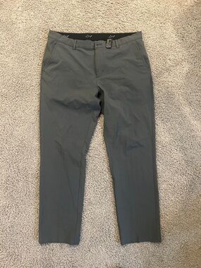 Men's Charcoal Gray Chino Pants - Slim Fit